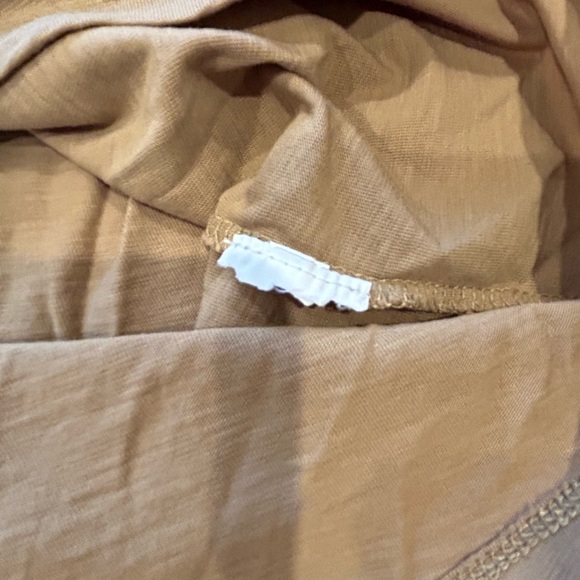 J.Crew Embroidered Flamingo Tee 🦩 - Picture 7 of 7